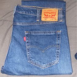 Levi’s ! Read Description