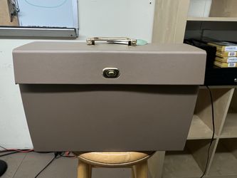 Portable File Folder