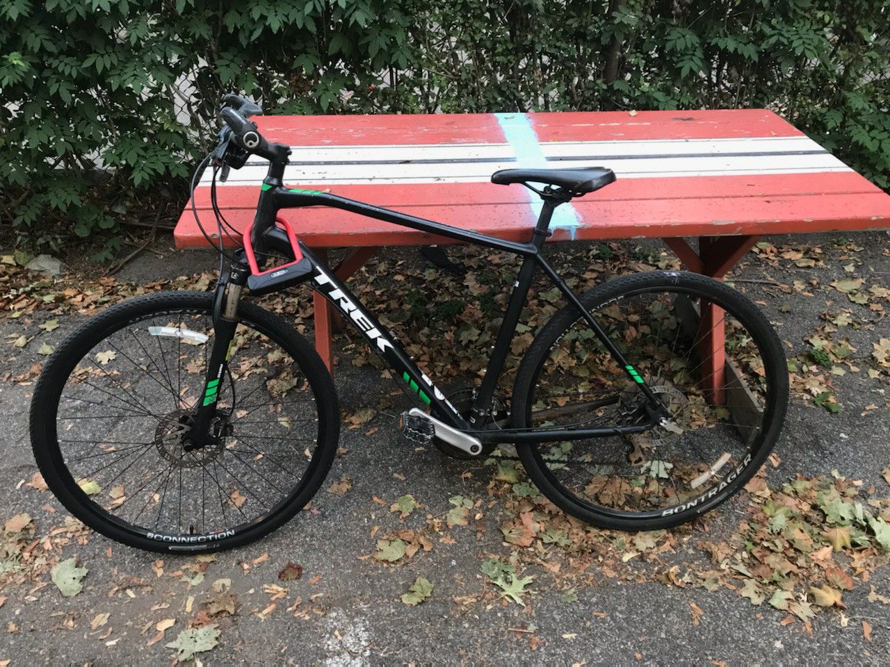 Trek City Bike with Abus U-Lock ($750 Value New)