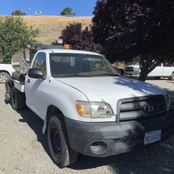 Commercial Parking Lot Sweeper