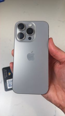 iPhone 15 Pro 128GB Unlocked Natural Small Screen Detail 