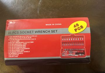 46-PIECE SOCKET WRENCH SET