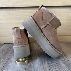 UGGS platform boots