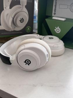 Xbox Series/ Steelseries Arctis Nova 5X Wireless 