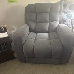 Recliner/Rocker