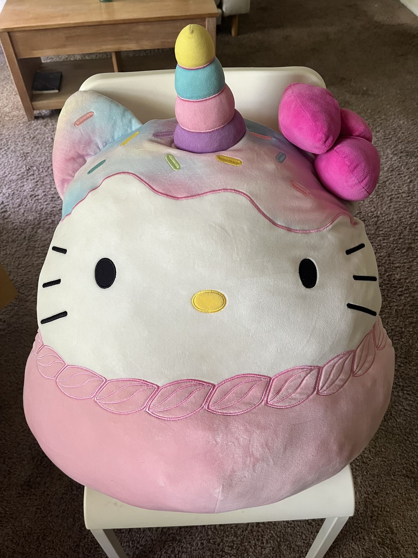 Hello Kitty Plushie Squishmallow 