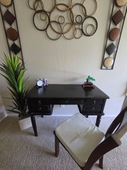 Bobkona St. Croix / Torrance Black Wooden Vanity Desk