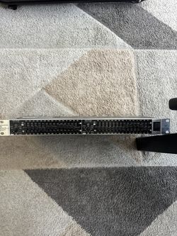 Behringer Ultragraph Pro FBQ1502HD