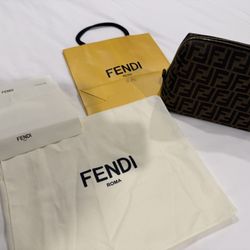 NEW Fendi FF beauty case in the large size
