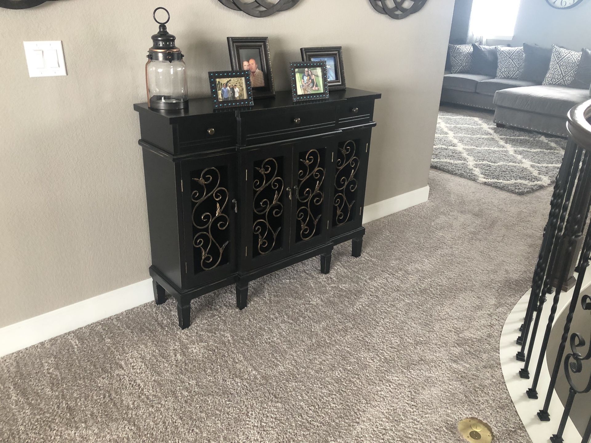 Console table. Like new!