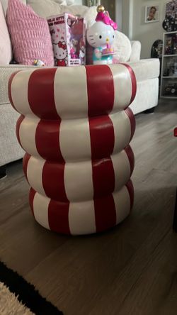 Peppermint stool