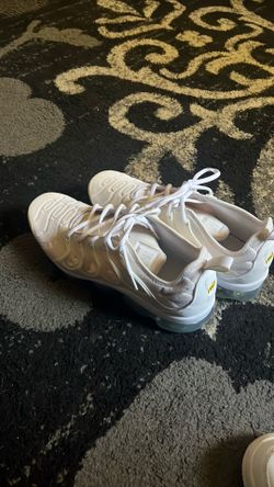 Air vapormax plus size 12