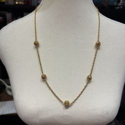 Vintage Avon Necklace 