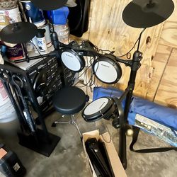 Kids Donner Electric Drum Set - Like New