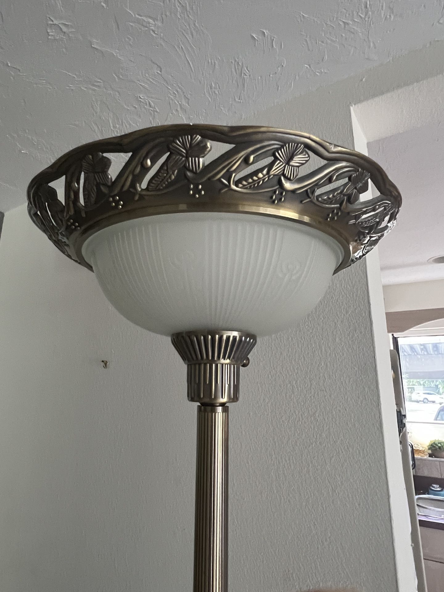 Vintage French Provincial Brass Floor lamp