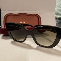 Gucci Sunglasses 