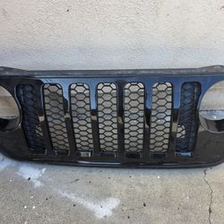 Jeep Wrangler Rubicon Grill