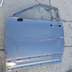 Hyundai Santa Fe left door Oem