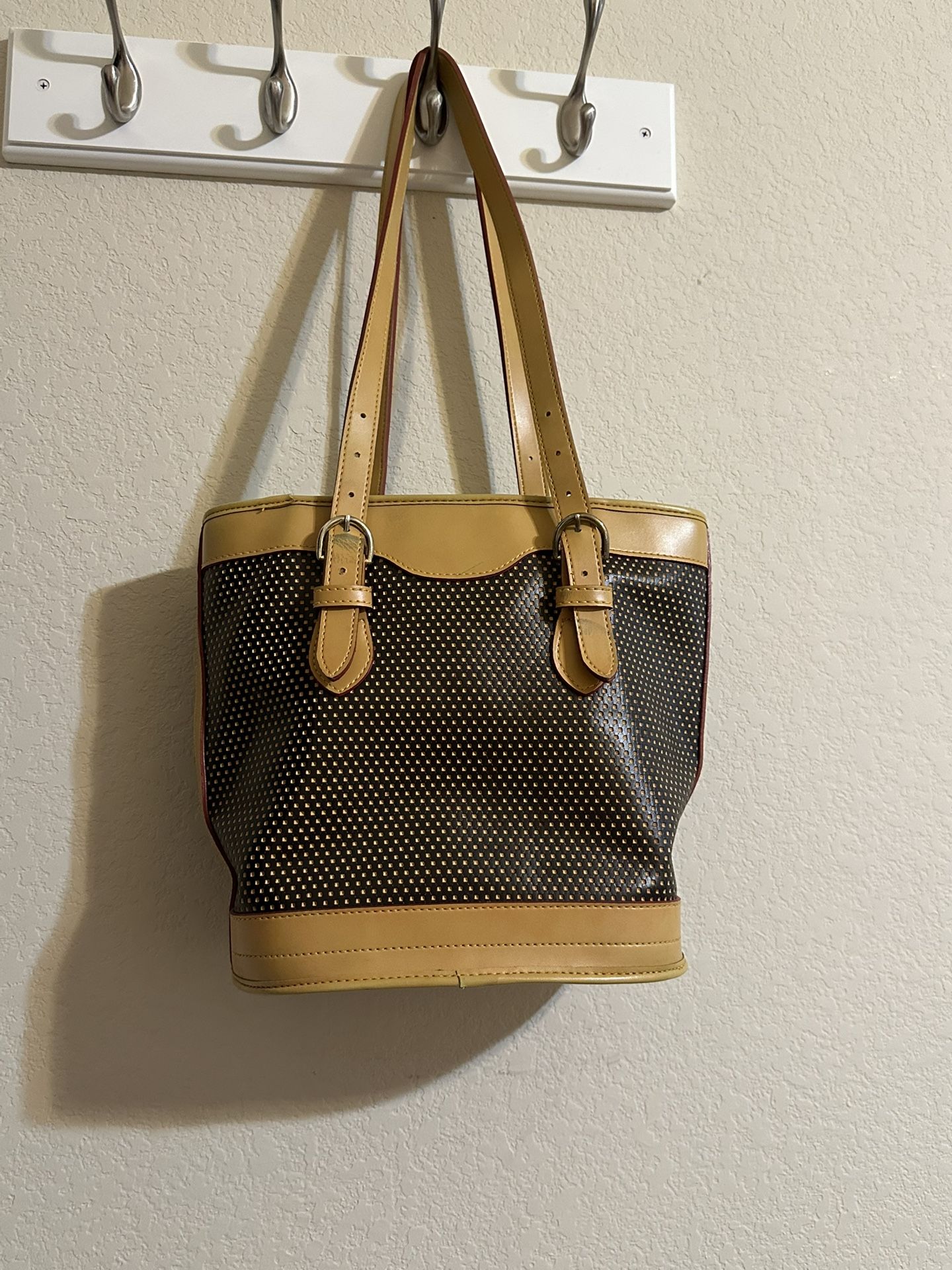 Vintage Brown & Tan Leather Bucket Bag – Shoulder Purse