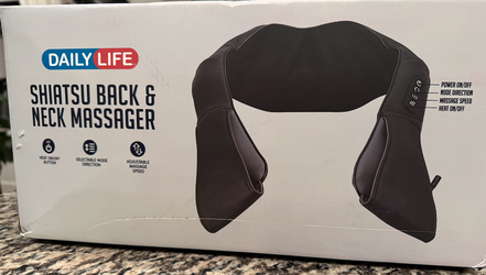 Daily life shiatsu Neck Back massager with heat