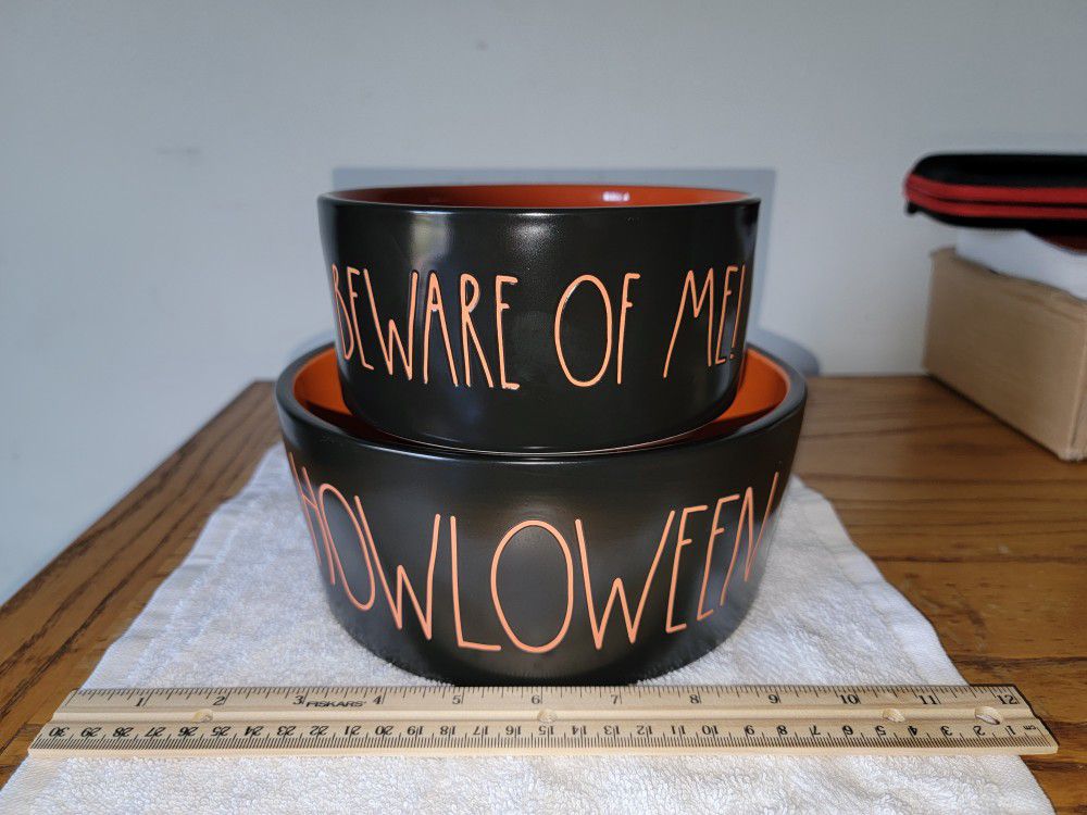 New Rae Dunn HALLOWEEN Dog Bowls! Howloween And Beware Of Me!