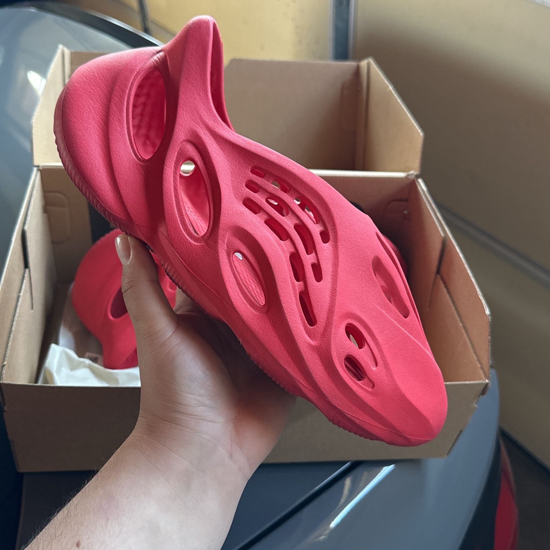 Vermillion foam runners