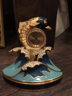 Hand painted enamel miniature clock