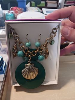 Necklace and Earrings Set