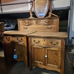 Dresser W/ 2  end Tables
