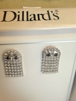 Cute Dillards Ghost post earrings new