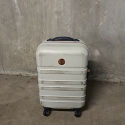 Suitcase 