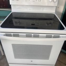 Ge 30” Free Standing White Electric 