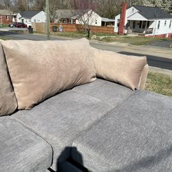 Sofa chaise with storage