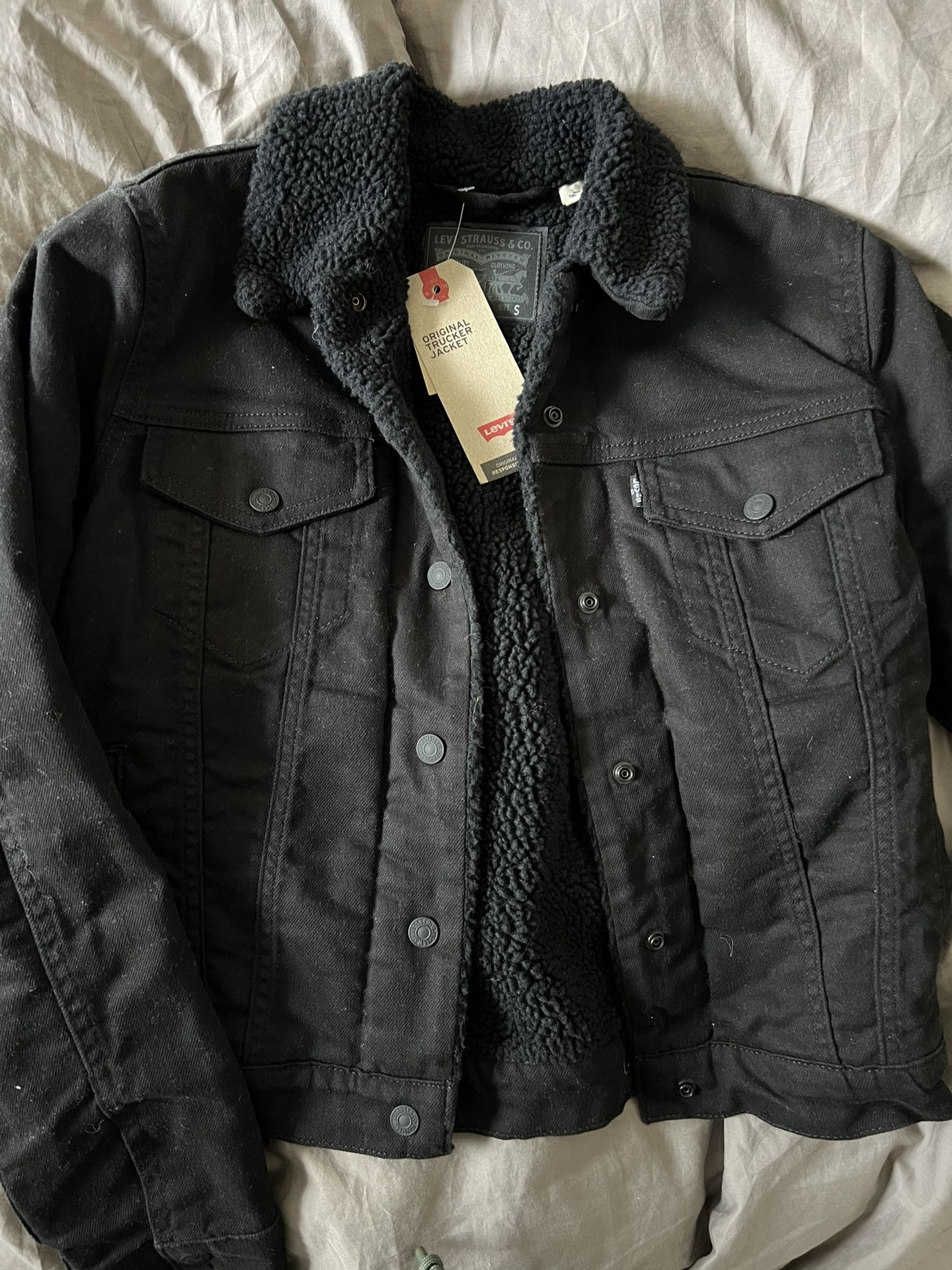 Levi’s Denim Trucker Jacket Women