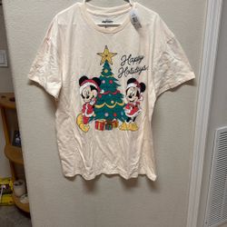 New With Tags Adult XL Extra Large Unisex Disney Mickey And Friends Christmas Holiday T Shirt 
