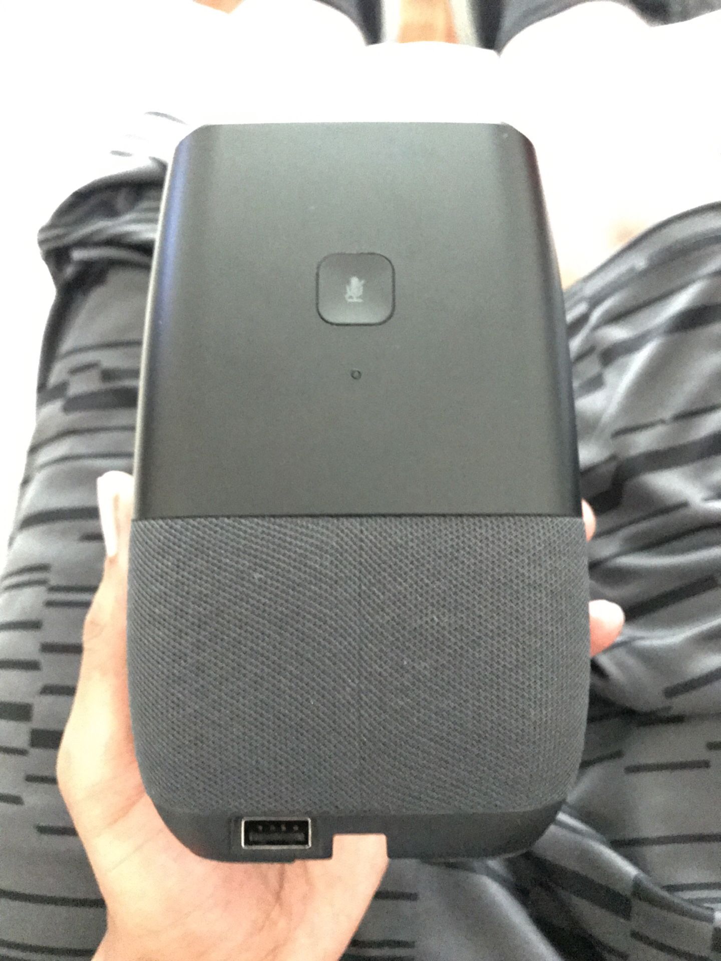 Insignia Bluetooth speaker