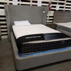 New in box King Size bed frame no mattress