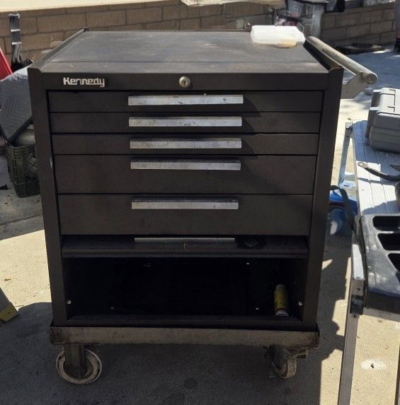 Tool Box *MOVING SALE*