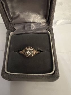 14 K Yellow Gold Ring With Diamond