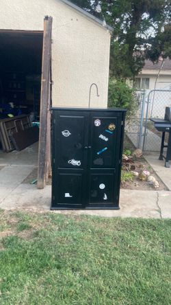 Free cabinet