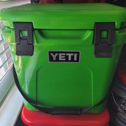 Yeti Roadie 24 Hard Shell Cooler $230 Pickup In Oakdale 