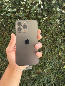 Apple iPhone 13 Pro 128GB NO SIM RESTRICTIONS