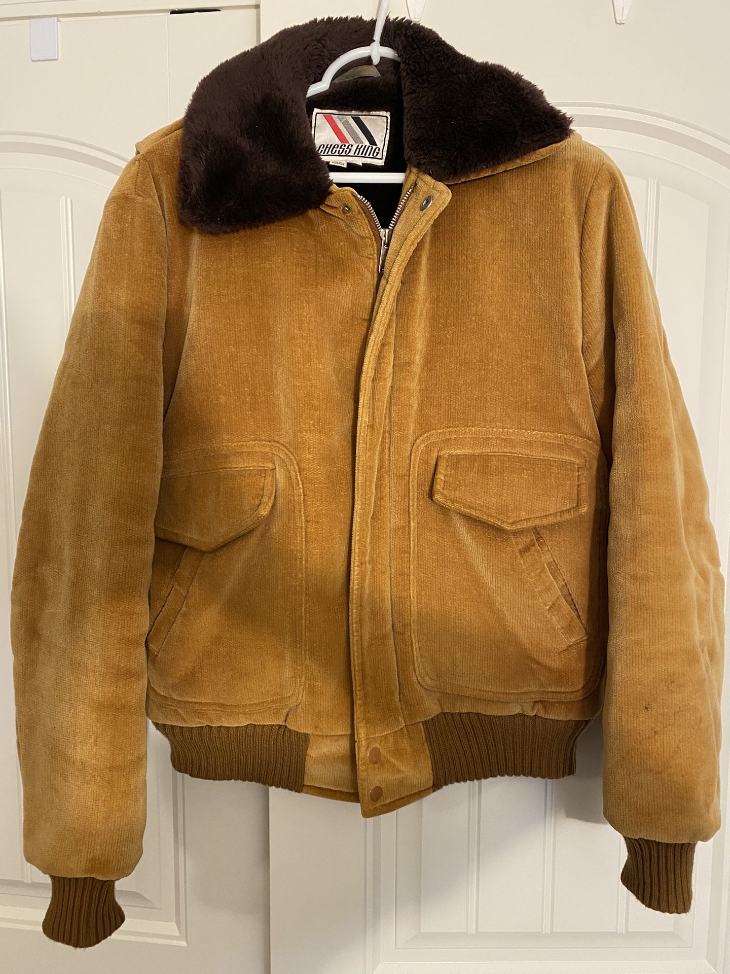 Vintage Chess King Men’s Corduroy Sherpa Lined Bomber-Style Jacket Size 42 (L-XL)