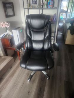 Large chair and table