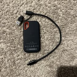 4 tb Sandisk Extream portable ssd