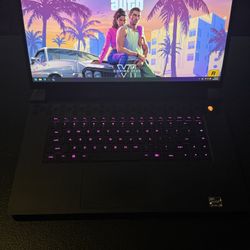 Alienware M17 R5 AMD NVIDIA GeForce RTX 3070 TI Laptop GPU With new bag