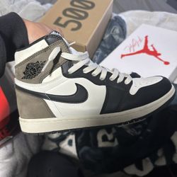 jordan 1 mocha