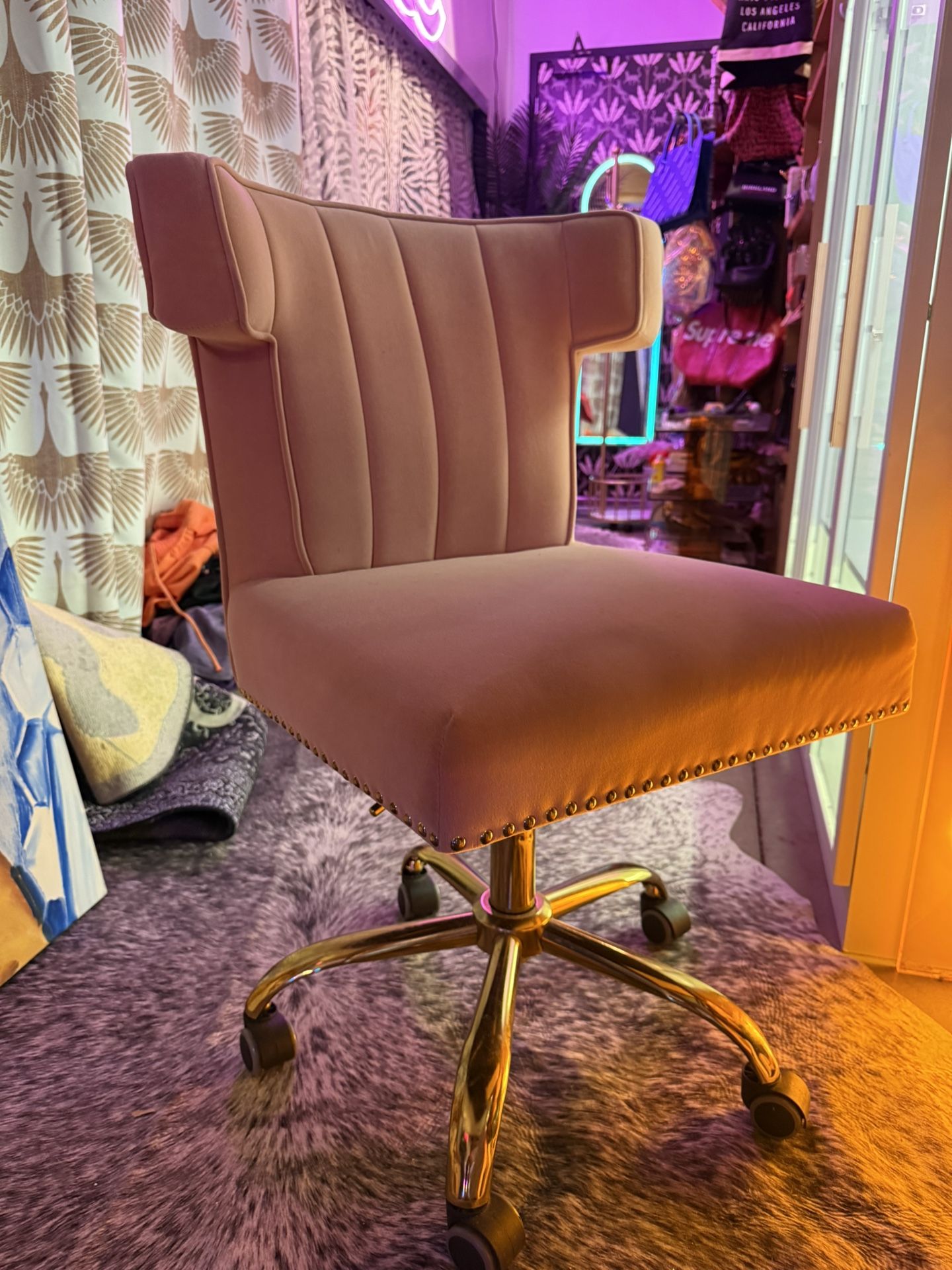 Light Pink Velvet And Gold Office / Task Chair With Wheels