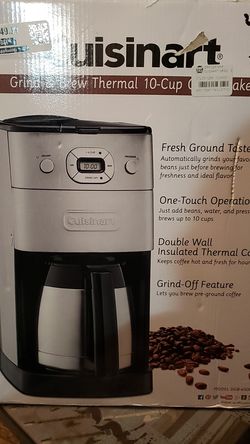 New cuisinart coffe maker ,holds up 10 cups of coffe