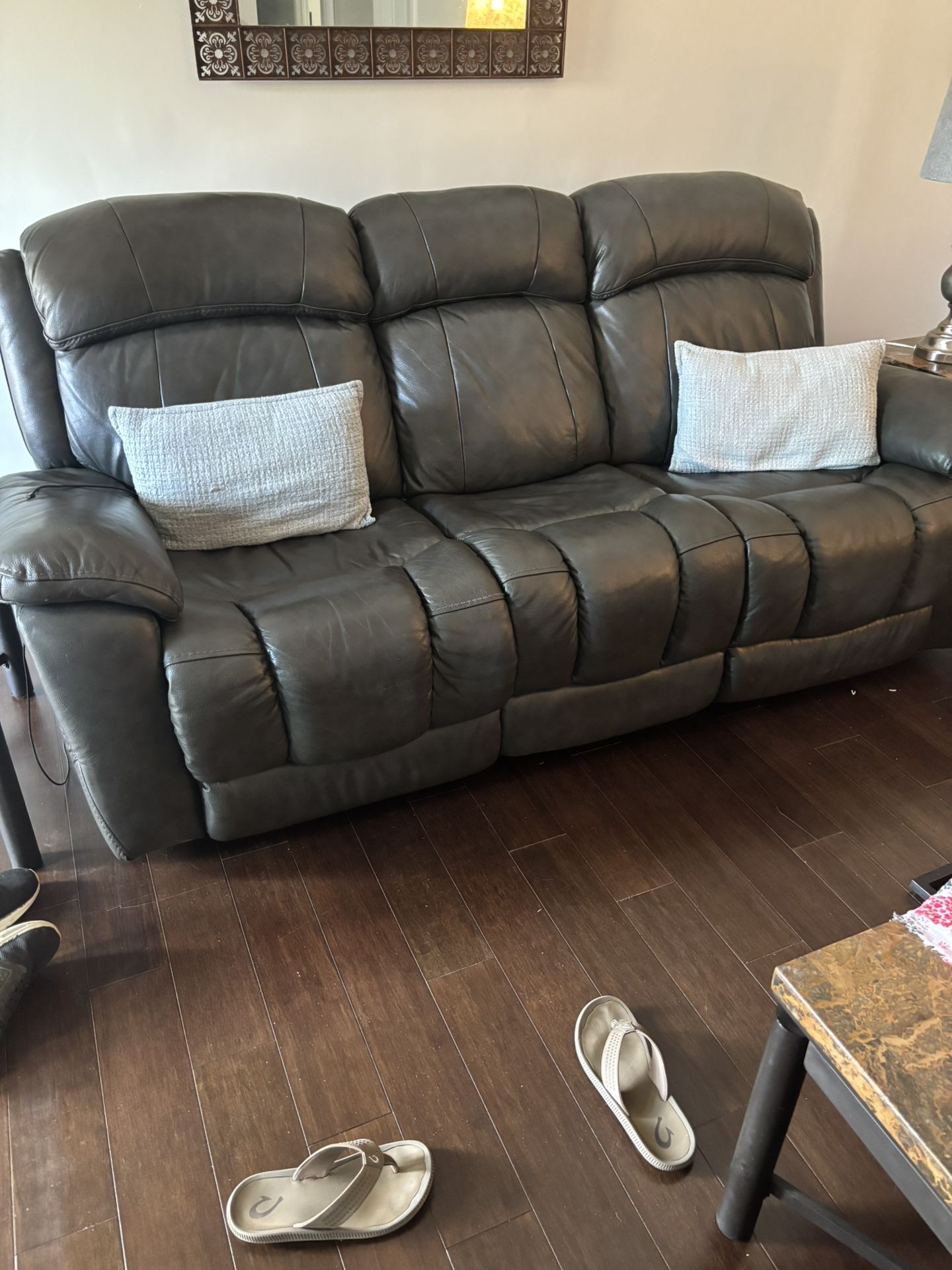 Leather Sofa With Dual Recliners
